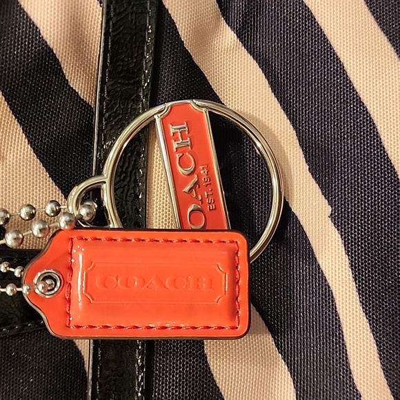 Zebra print Coach bag - Picture 2 of 8